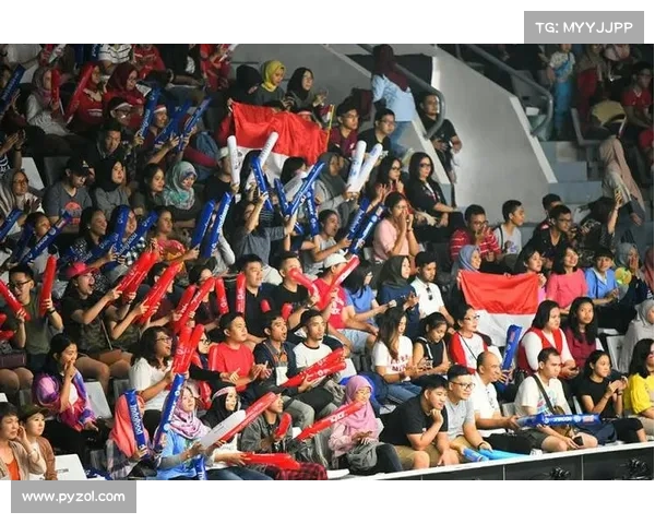 湖人队训练营开放日盛况空前 吸引大批球迷热情参与 湖人队训练营开放日盛况空前 吸引大批球迷热情参与